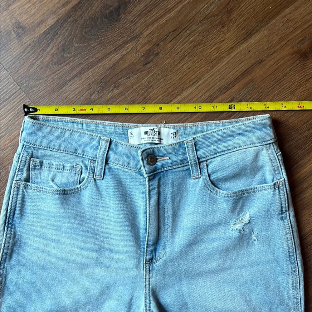 W28 L27 - Hollister Light Wash Blue Straight Leg Jeans - 7R - Picture 6 of 11